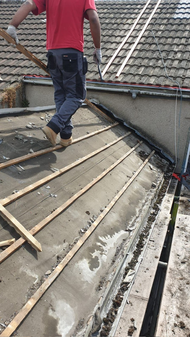 Storm-damaged roof repaired by local South Wales roofers